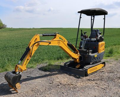 Mini-pelle APS OKW17 avec bras de torsion